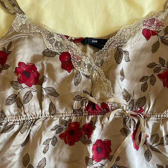 Floral camisole - Picture 3 of 3